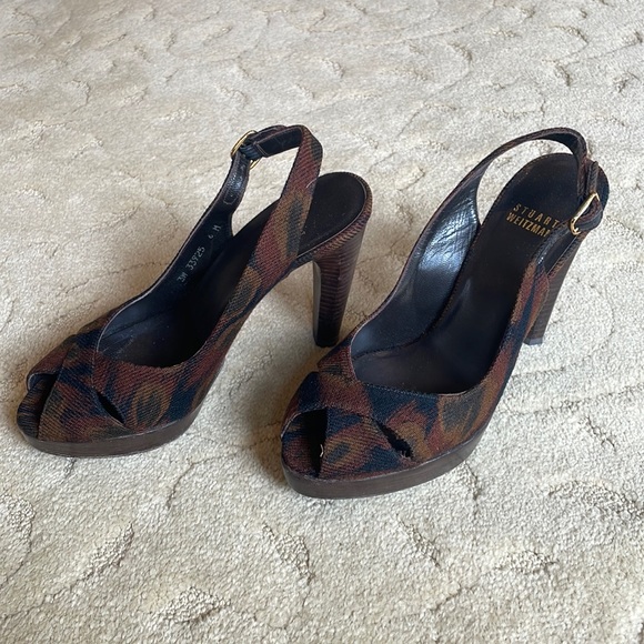 Stuart Weitzman Shoes - Vintage Stuart Weitzman Platform Pumps